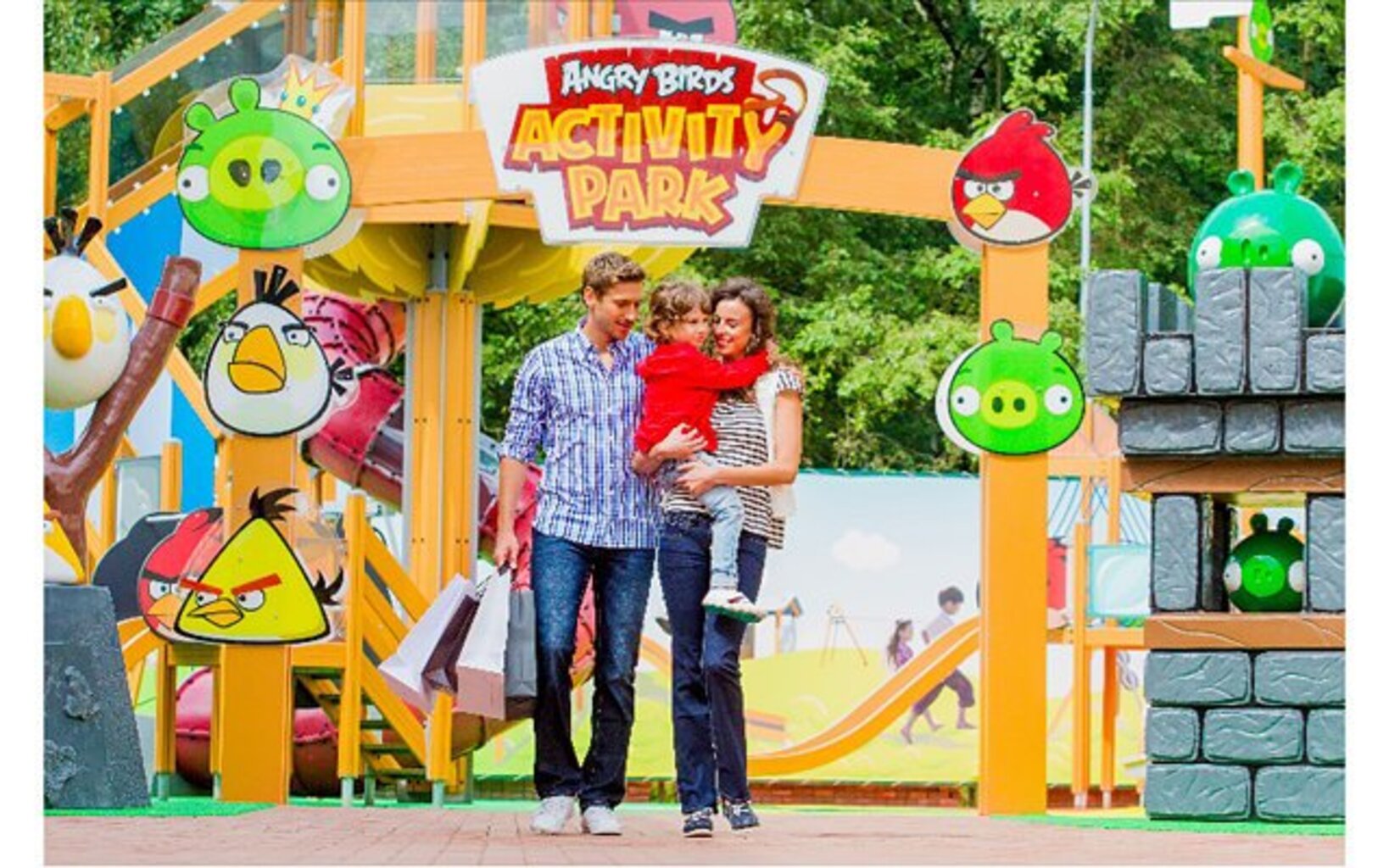 MAMADO - Vnukovo Outlet Village, торговый городок и парк развлечений Angry  Birds рядом с аэропортом 